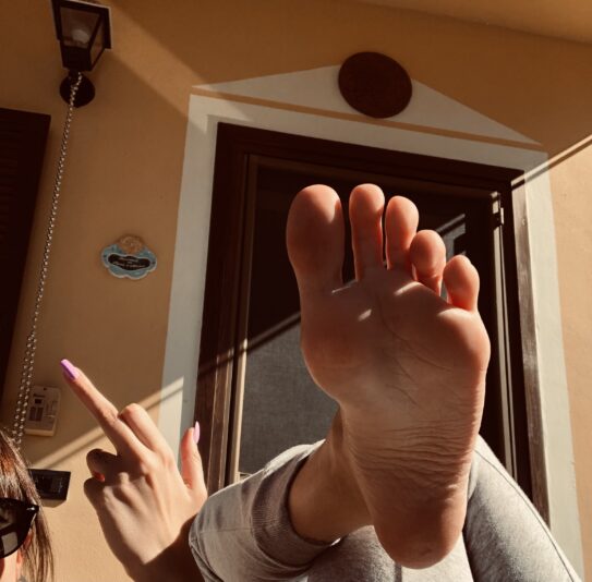 22584EA0-D79E-4492-A53D-61376C94CB91