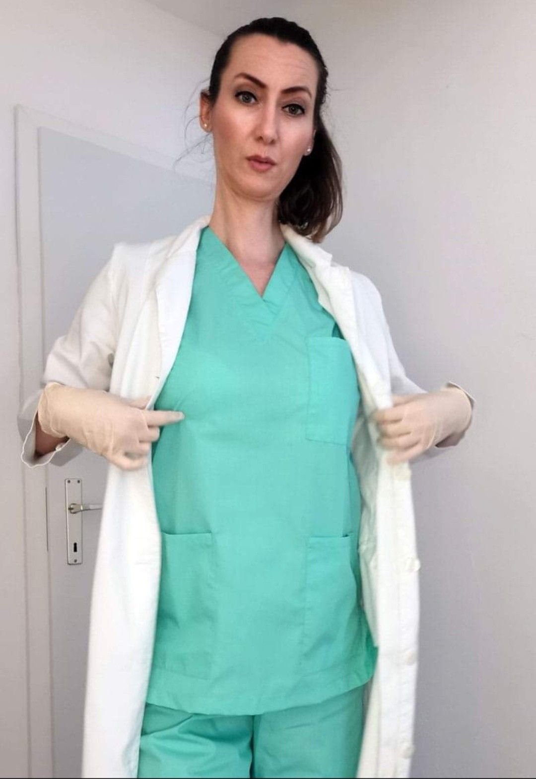 DOTTORESSA PADRONA 70